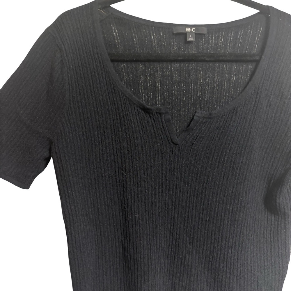 Uniqlo Women's Black Short Sleeve Ribbed Tee